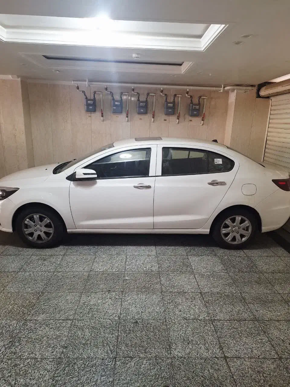 شاهین  دنده اتومات|خودرو سواری و وانت|کرج, مصباح|دیوار