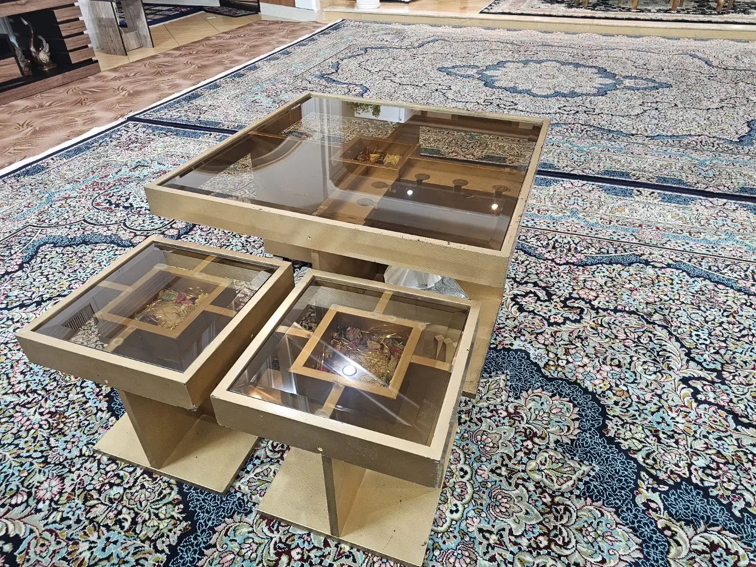 میز عسلی ۳ تیکه|مبلمان خانگی و میز عسلی|نیشابور, کوی فرهنگیان|دیوار