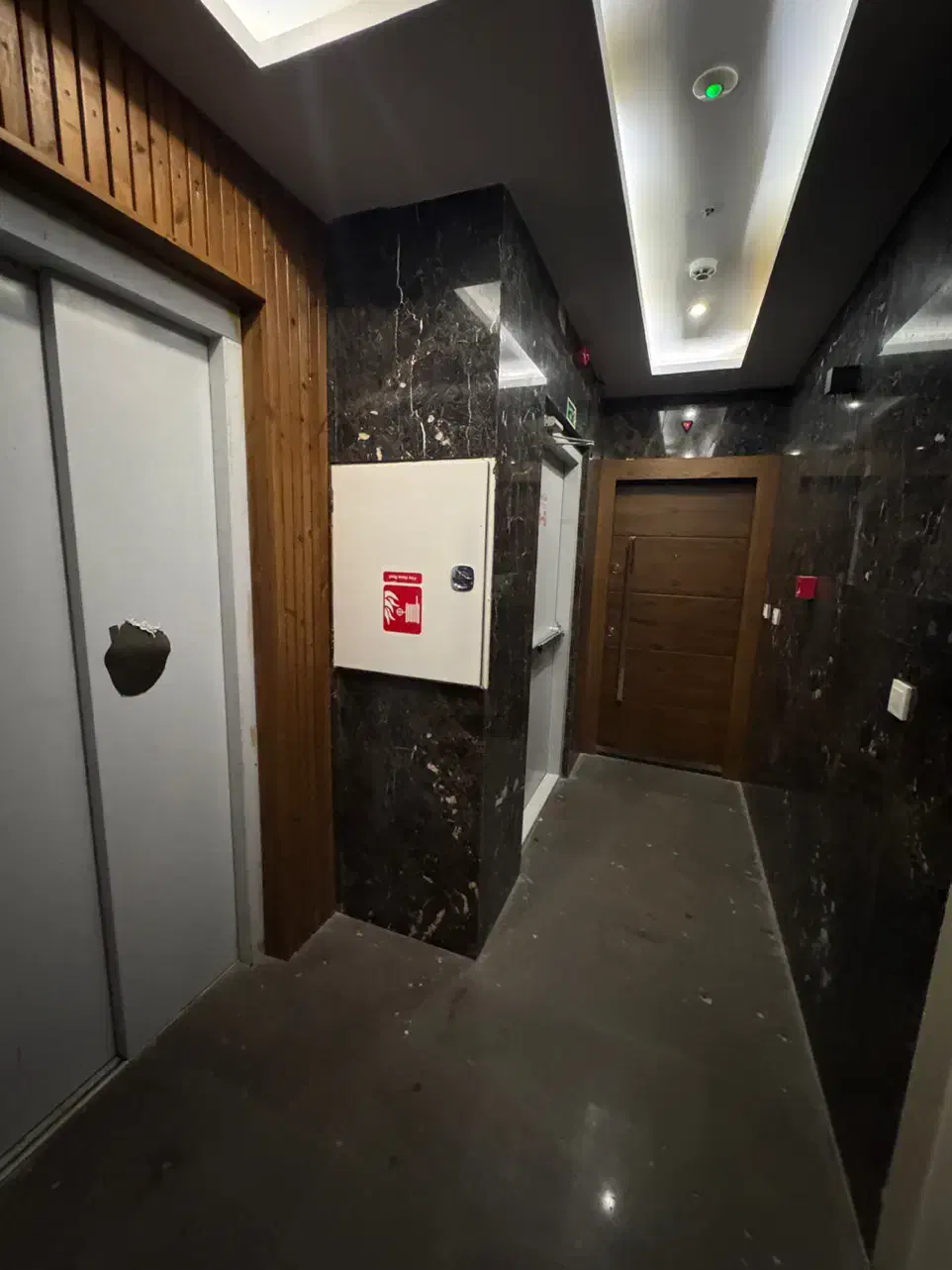 ۱۲۰متر برنده جایزه معماری/نوساز مدرن/۲خواب اندرزگو