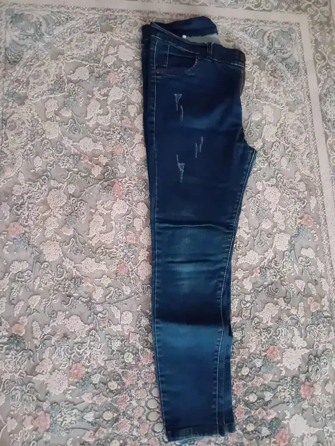 شلوار|لباس|اسفراین, |دیوار