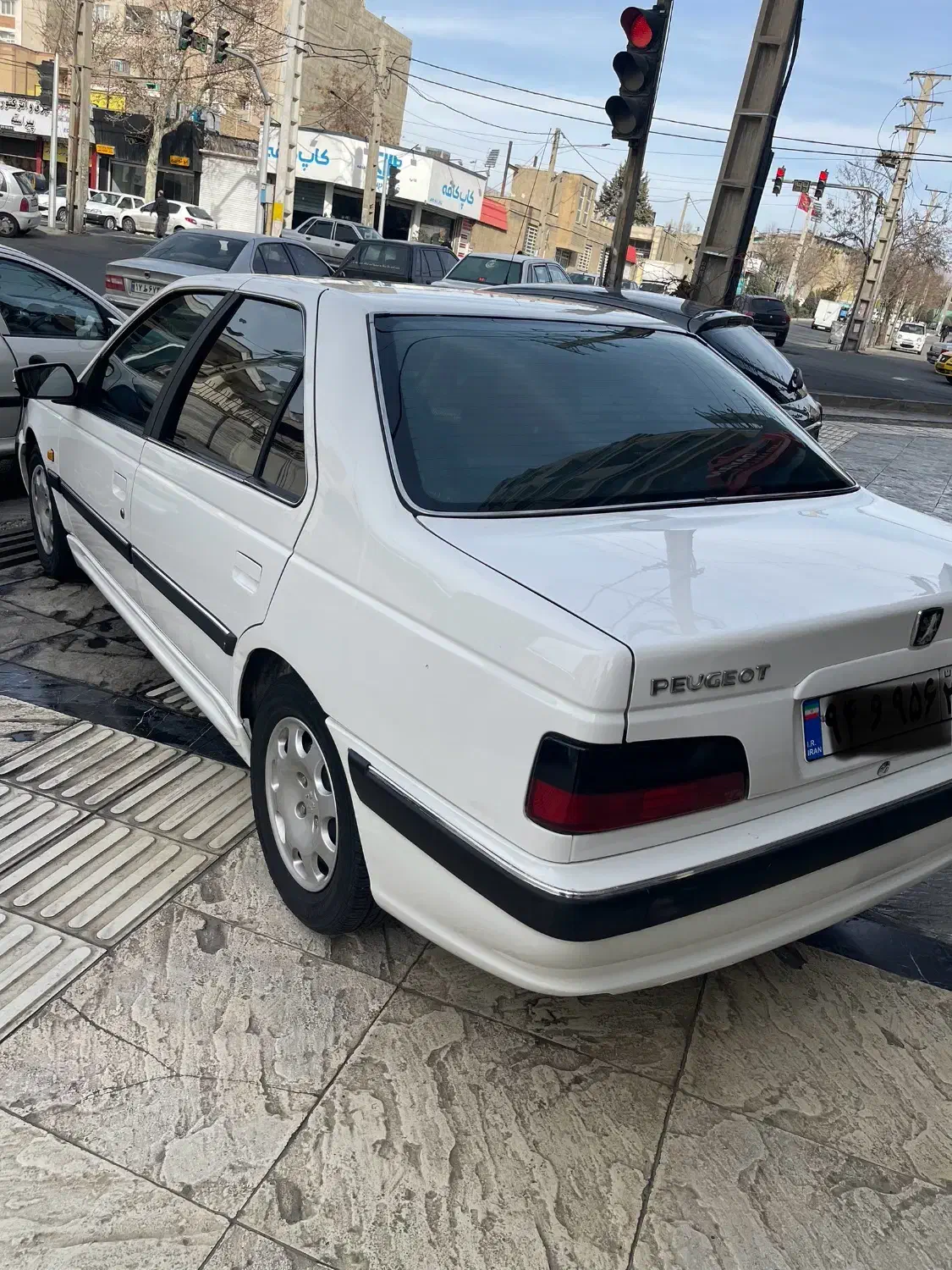 پژو پارس مدل ۹۴ بی رنگ|خودرو سواری و وانت|کرج, کوی امامیه|دیوار