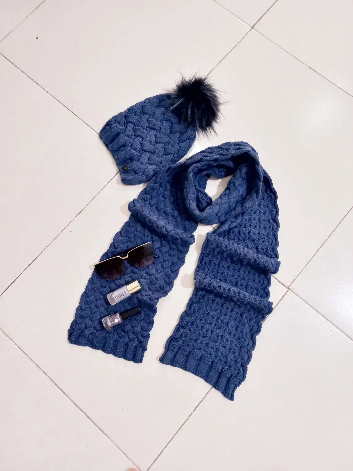 کلاه و شال گردن|کفش و لباس بچه|قدس, شهرک صنعتی زاگرس|دیوار