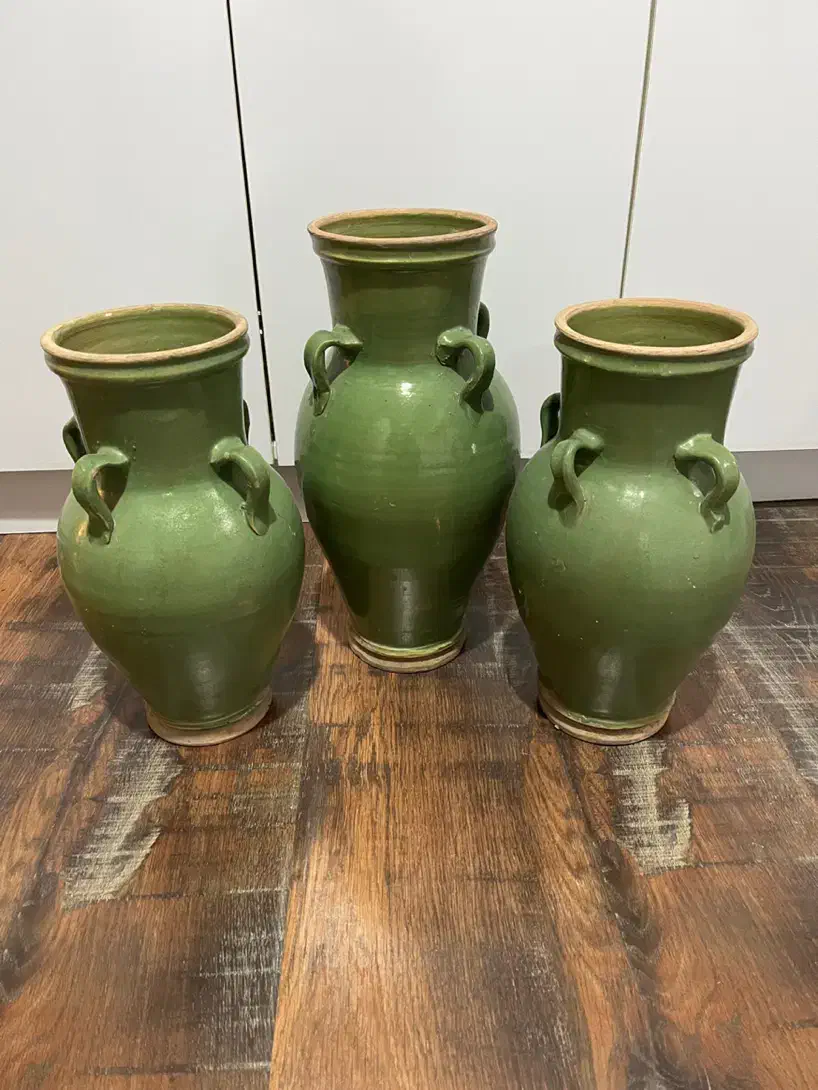 ست کامل ظروف سفالی لعابی در حد نو یکجا ۲/۳۰۰ م|ظروف سرو و پذیرایی|رشت, دیلمان|دیوار