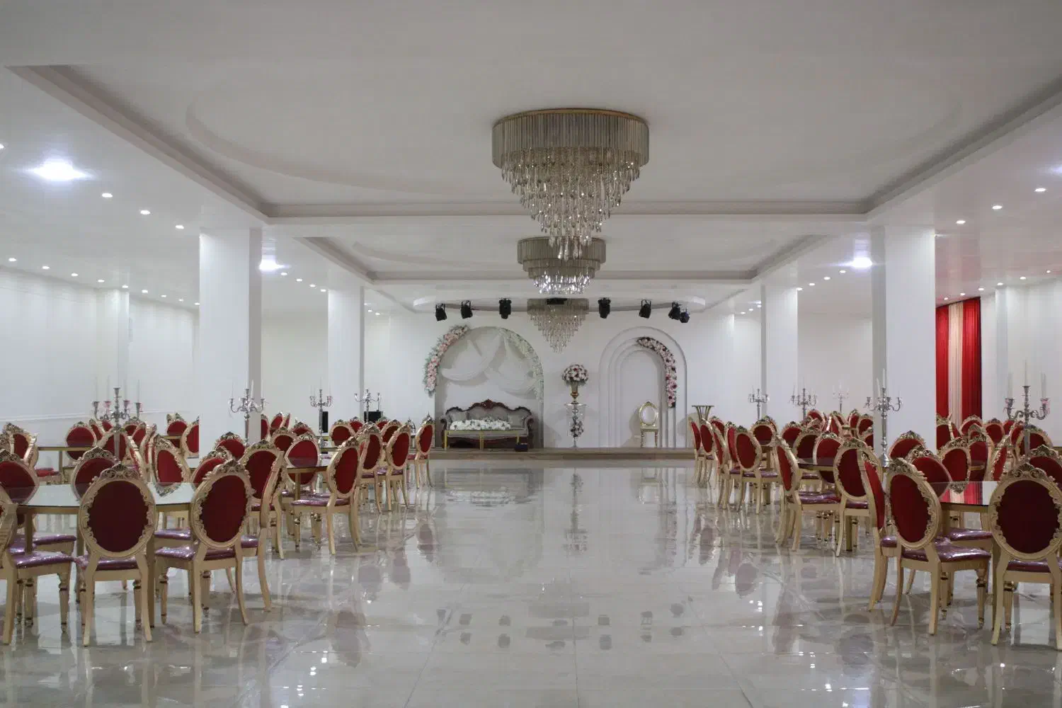 تالار پذیرایی|خدمات پذیرایی، مراسم|کرج, شهرک جهان آرا|دیوار