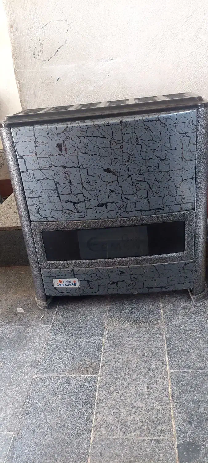 بخاری بسیار تمیز وکم کارکرد|بخاری، هیتر، شومینه|پلدختر, |دیوار