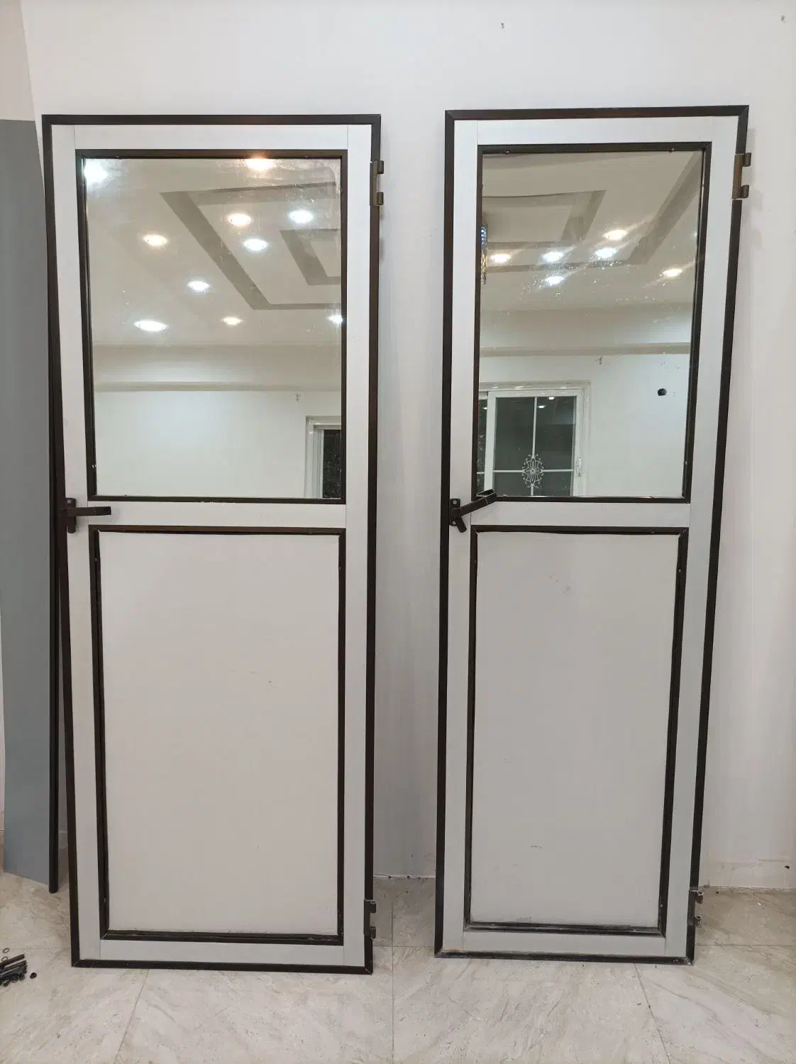 درب آلومینیومی|مصالح و تجهیزات ساختمان|رودسر, |دیوار