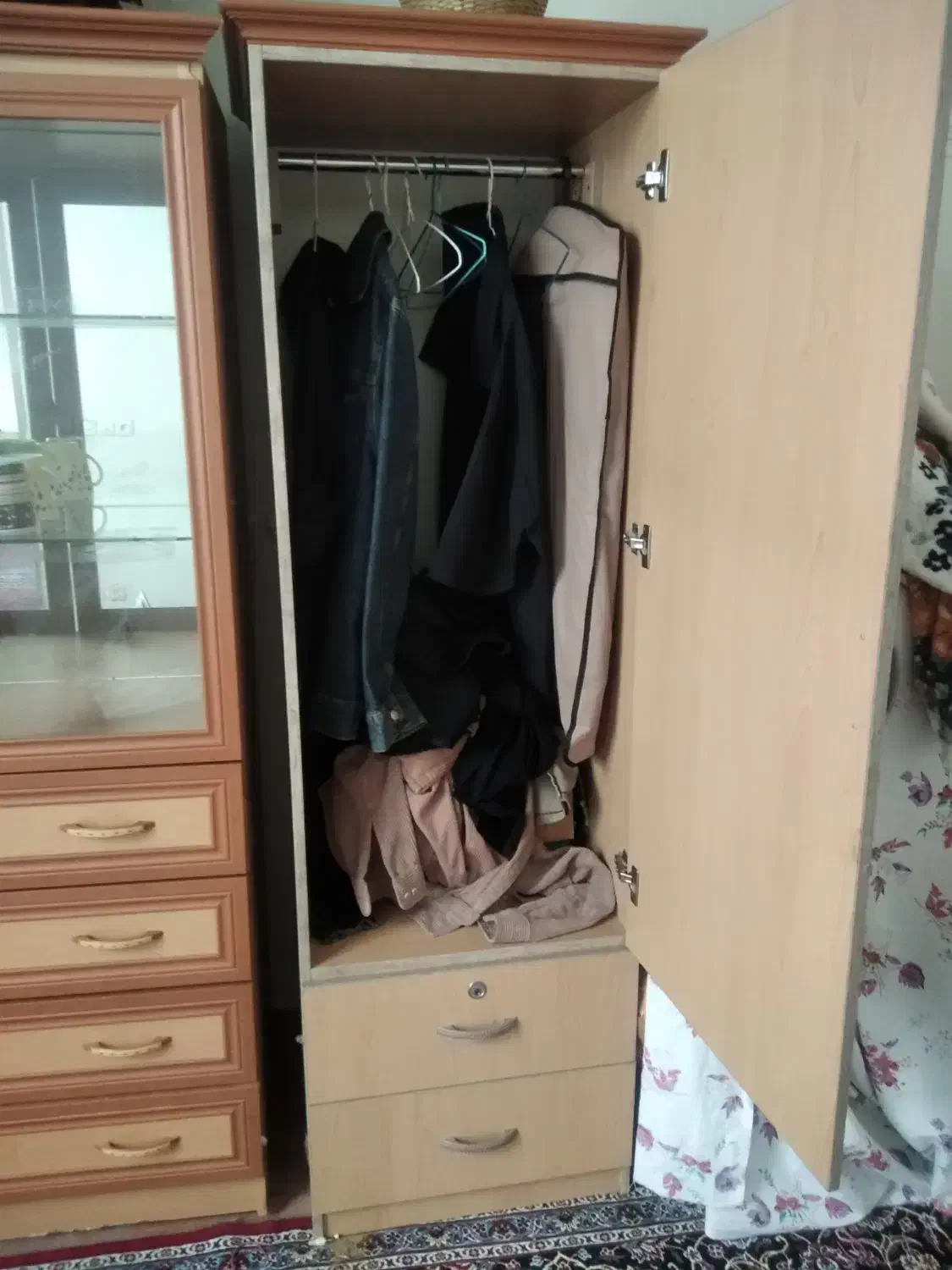 کمد|جاکفشی، کمد، دراور|کرمانشاه, |دیوار