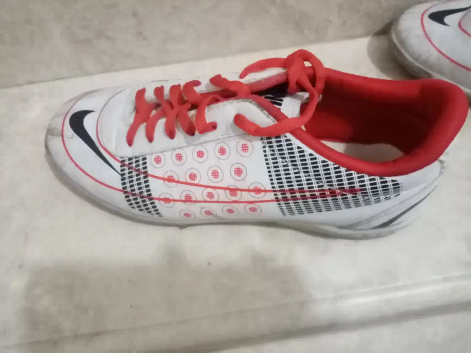 کفش فوتبالی|کیف، کفش، کمربند|یزد, |دیوار