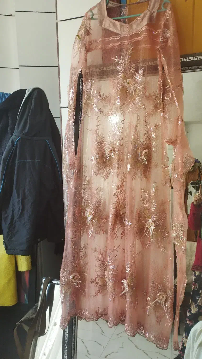 پارچه..لباس|لباس|ایلام, |دیوار