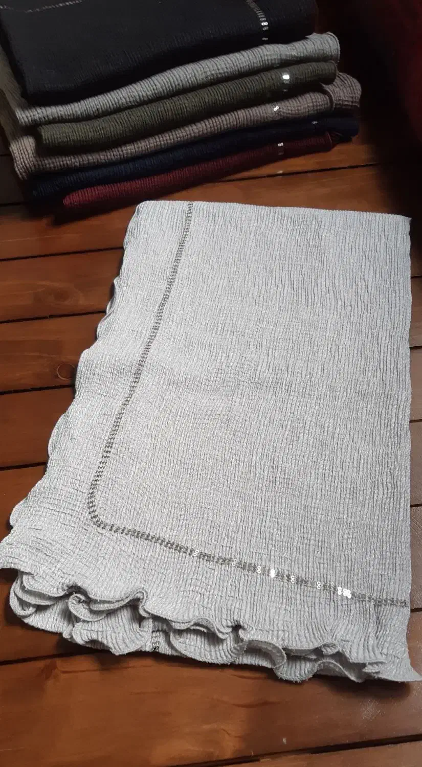 انواع شالهای شیک و زیبا باقیمت پایین|حراج|قم, ولیعصر|دیوار