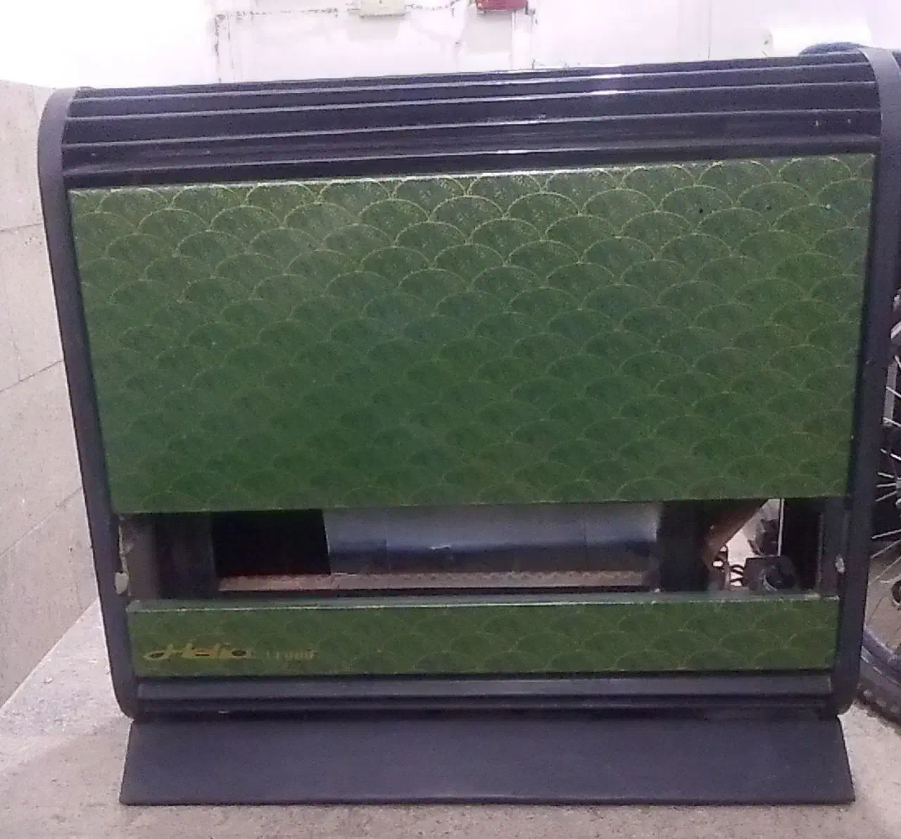 بخاری سالم و بزرگ فروش|بخاری، هیتر، شومینه|دهگلان, |دیوار