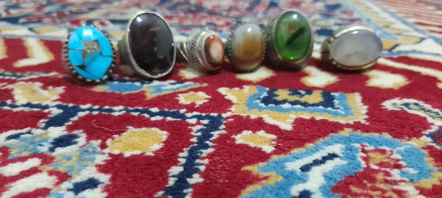 انگوشتر|جواهرات|باوی, |دیوار