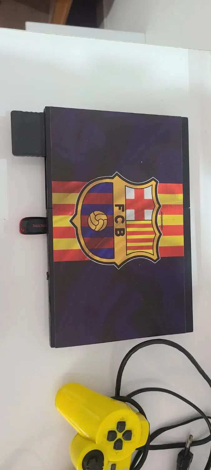 پلی استیشن ۲ فلشخور|کنسول، بازی ویدئویی و آنلاین|پرند, فاز ۶|دیوار