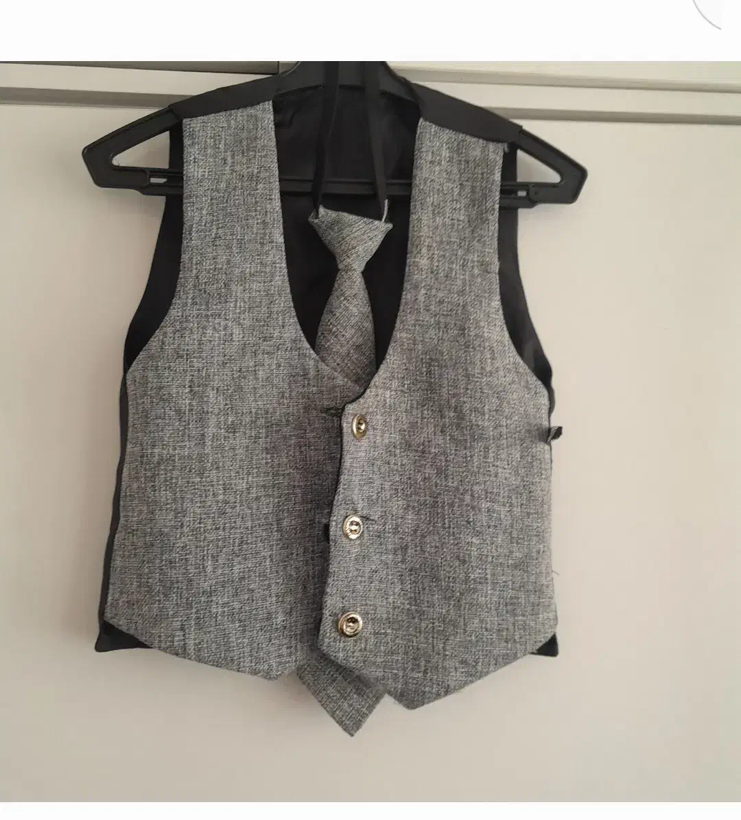 کت وشلواربچه گانه|لباس|لاهیجان, بوجایه|دیوار