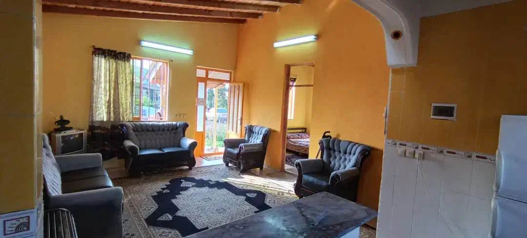 ۵ اتاق اجاره ای روزانه شبانه مناسب آگهی رو بخونید|اجارهٔ کوتاهمدت ویلا و باغ|رشت, جانبازان|دیوار