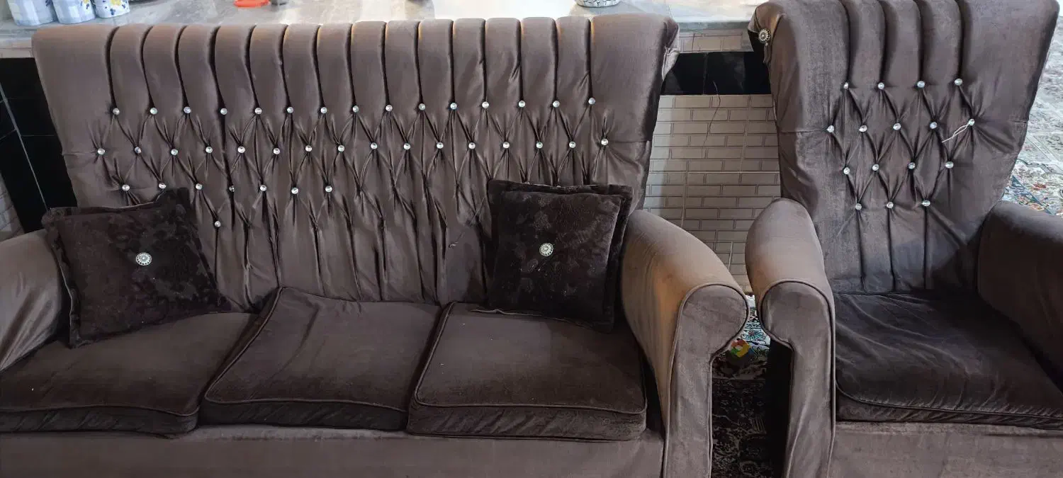 فروش فوری مبل، گنجه، کمد|مبلمان خانگی و میز عسلی|تربتحیدریه, دیزقند|دیوار