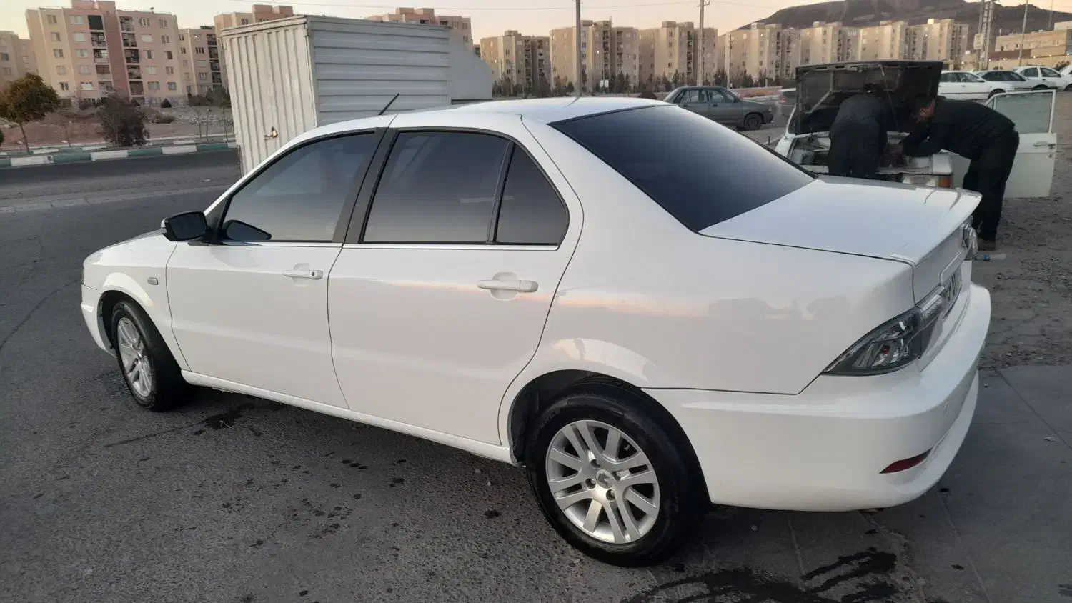 سورن ef7|خودرو سواری و وانت|پرند, فاز ۵|دیوار