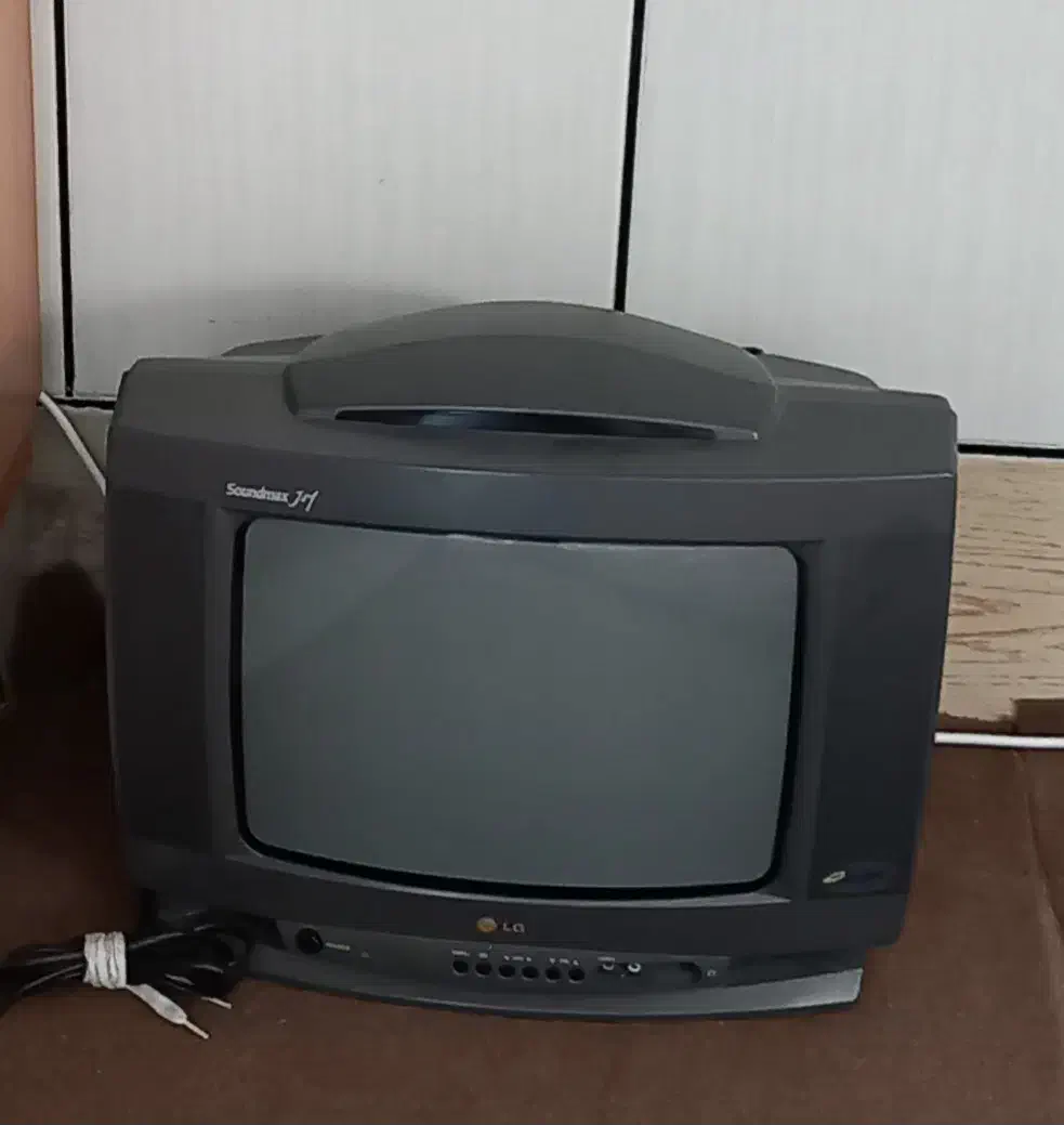 تلویزیون 14 اینچ|تلویزیون و پروژکتور|اصفهان, براآن شمالی|دیوار