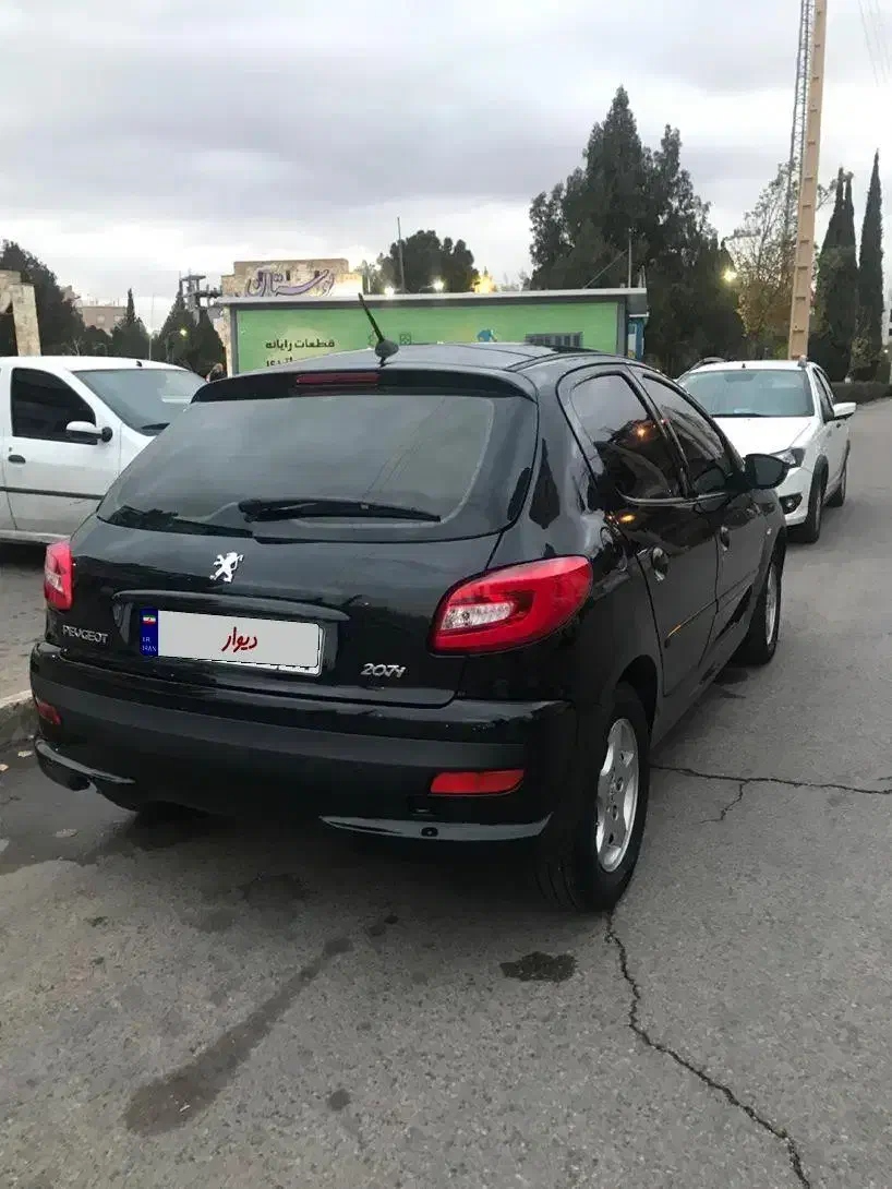 207پانا|خودرو سواری و وانت|شیراز, گلدشت معالی‌آباد|دیوار