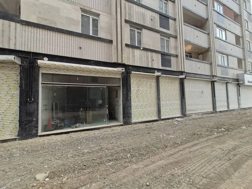 فروش مغازه ۵۰متری تاپ لوکیشن|فروش مغازه و غرفه|کهریزک, |دیوار