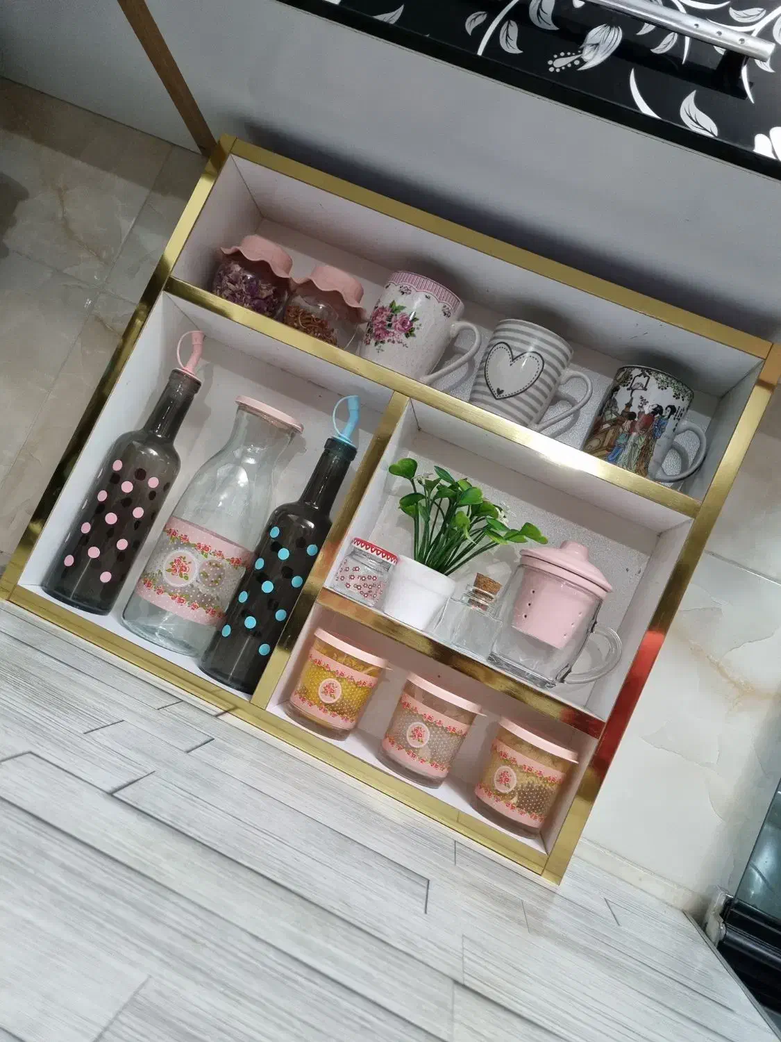 باکس دیواری،استند ماگ،استند دیواری،شلف|کتابخانه، شلف، قفسههای دیواری|ماهدشت, |دیوار