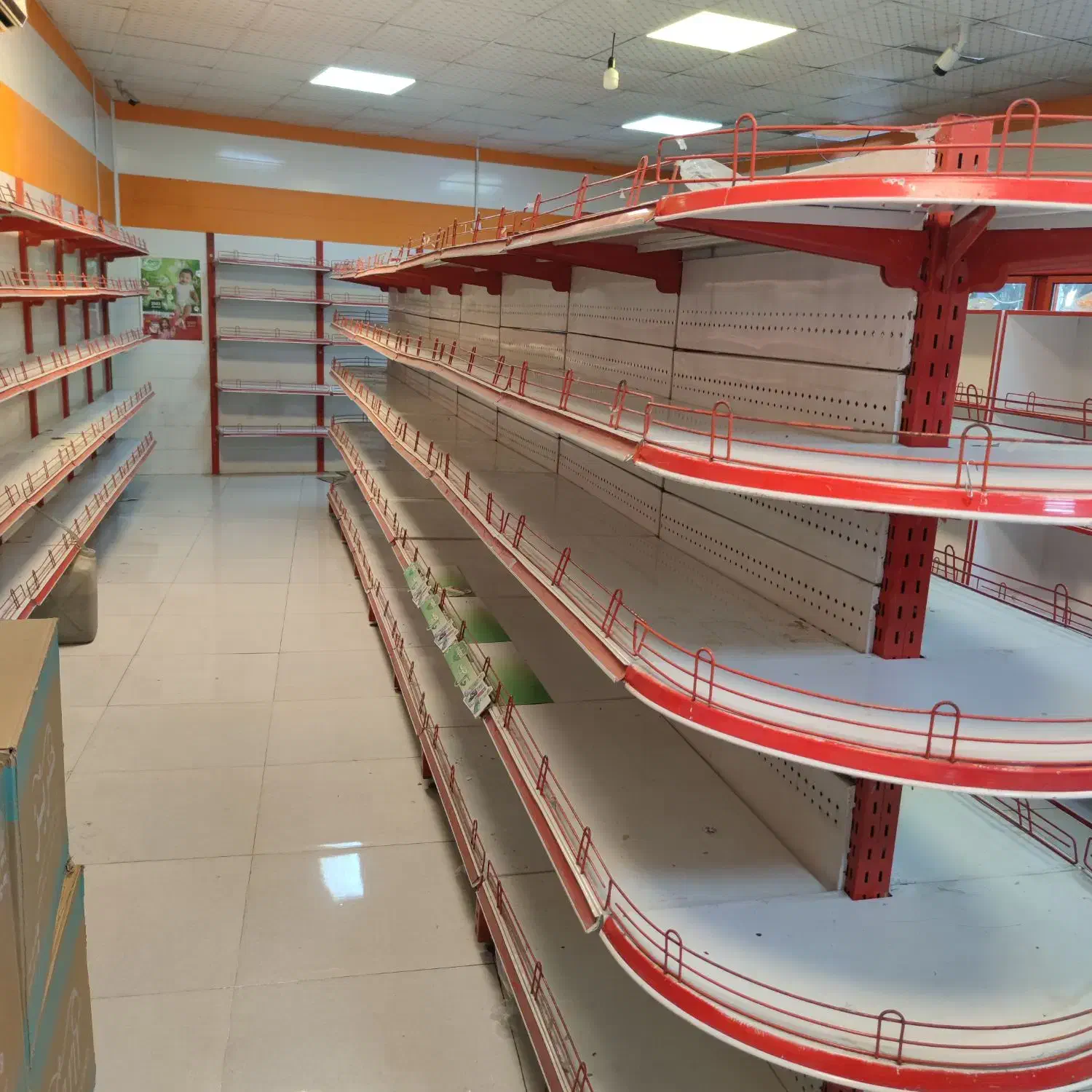 قفسه|فروشگاه و مغازه|جهرم, |دیوار