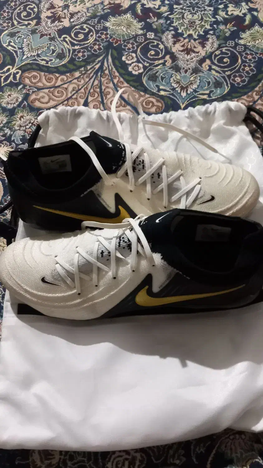 استوک فوتبال نایک فانتوم gx2|کیف، کفش، کمربند|تاکستان, |دیوار