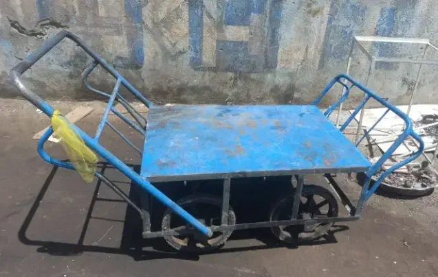 چرخ ، گاری|ابزارآلات|همدان, |دیوار