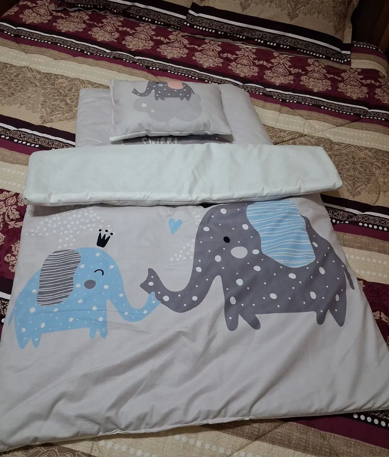 سرویس خواب مخمل طرحدار ۴ تکه نو|اسباب و اثاث بچه|اندیشه, اندیشه فاز ۱|دیوار