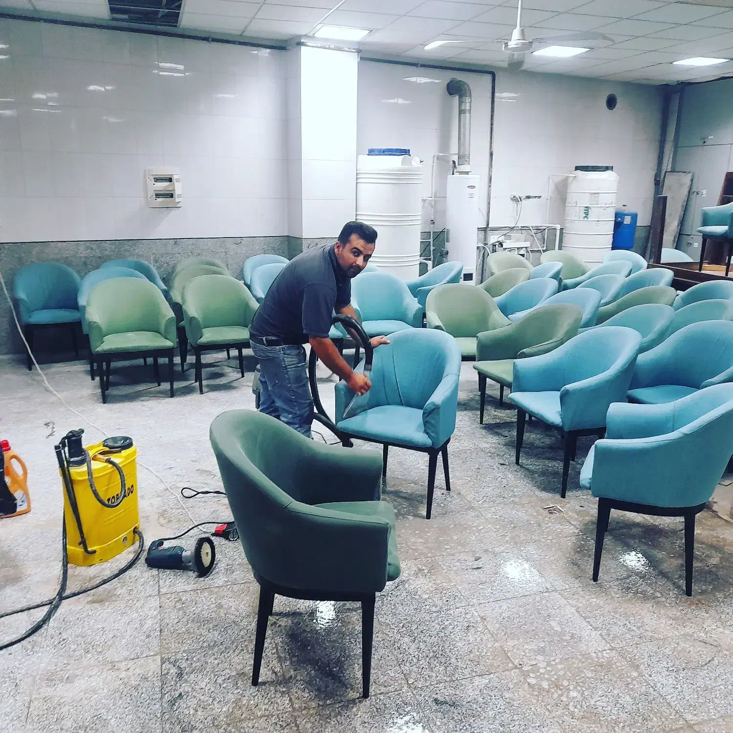 مبلشویی نانو پاکریز|خدمات نظافت|مرند, |دیوار