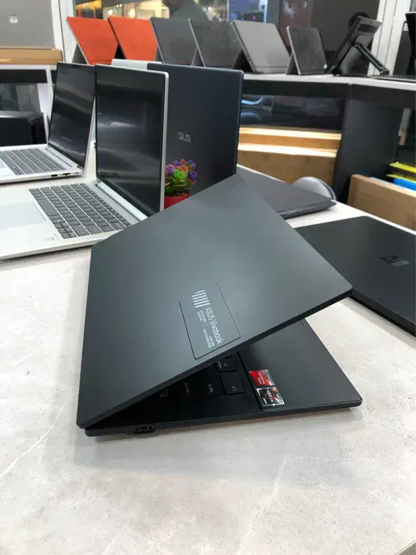 لپ تاپ ایسوس asus vivobook|رایانه همراه|تهران, فلسطین (میدان انقلاب)|دیوار