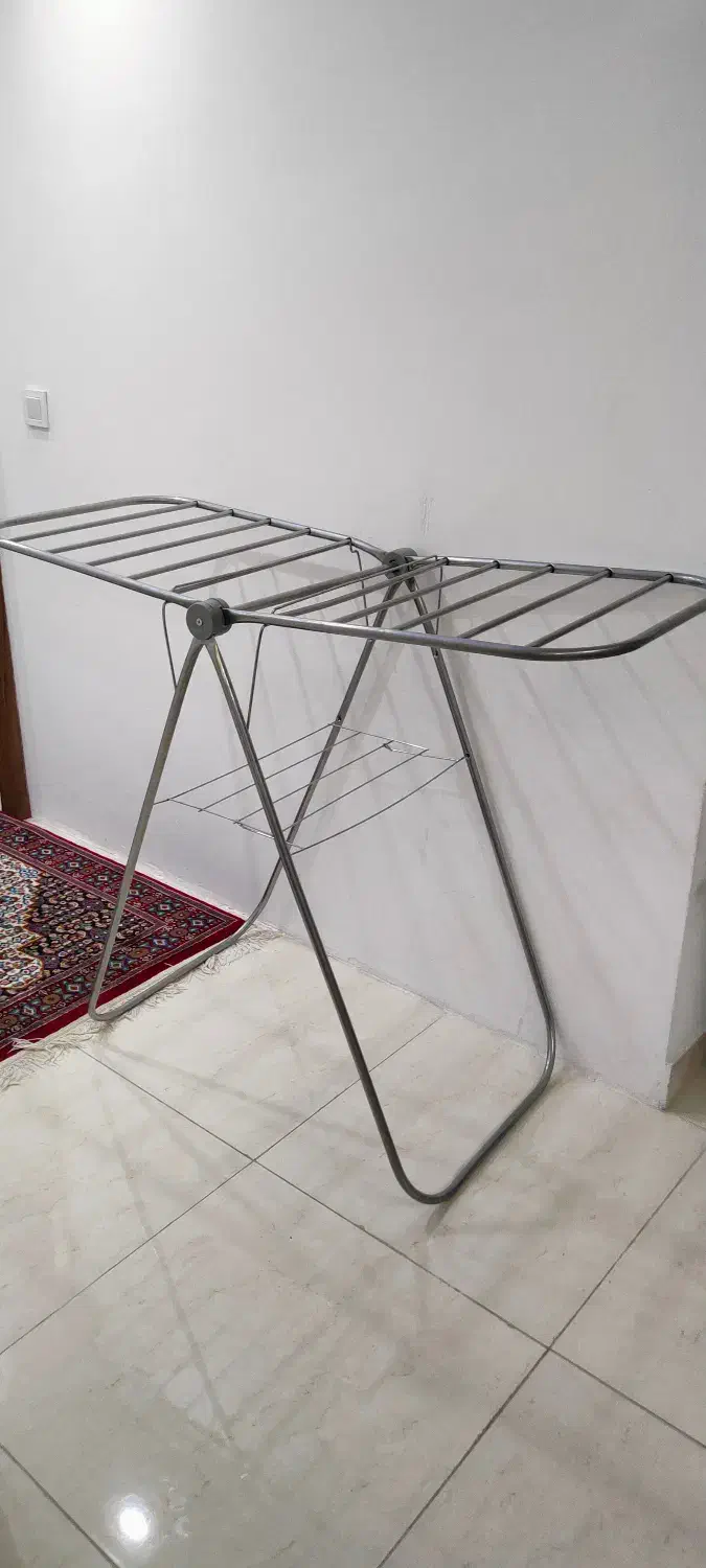 بند رخت|بندرخت و رخت‌آویز|سنندج, |دیوار