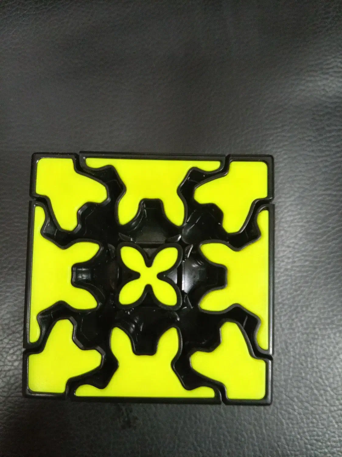 روبیک|اسباببازی|نجفآباد, شهدای غربی|دیوار