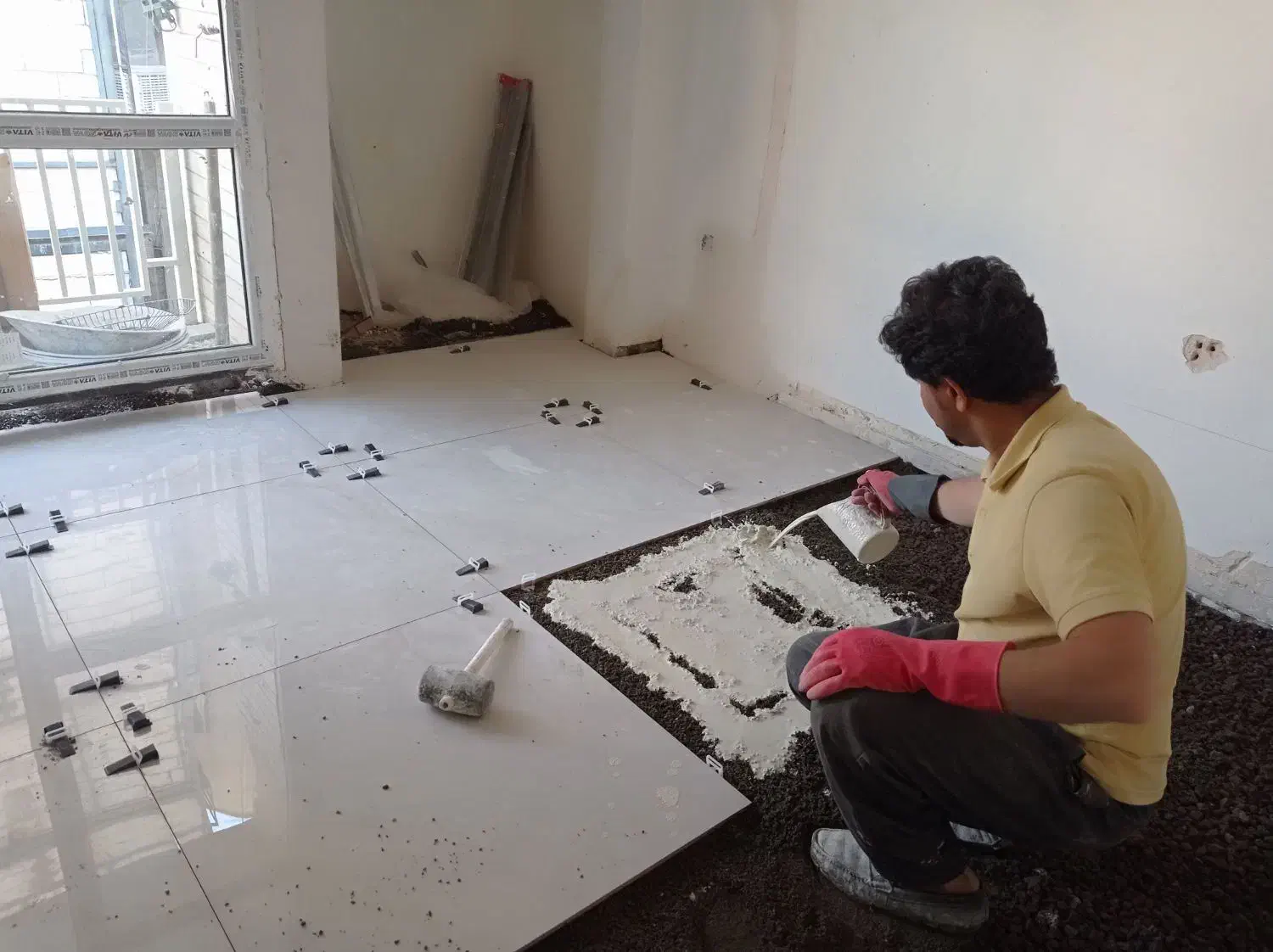 بازسازی تخریب کاشیکار کاشی کار لوله کش گچکار|خدمات پیشه و مهارت|تهران, جیحون|دیوار