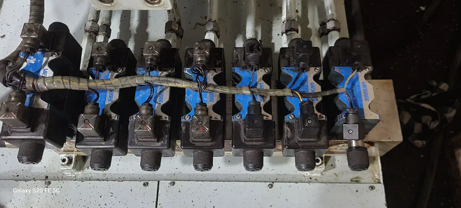 دستگاه تزریق پلاستیک ۱۵۰ تن آرارات|ماشین‌آلات صنعتی|کرج, شهرک امیر المومنین|دیوار