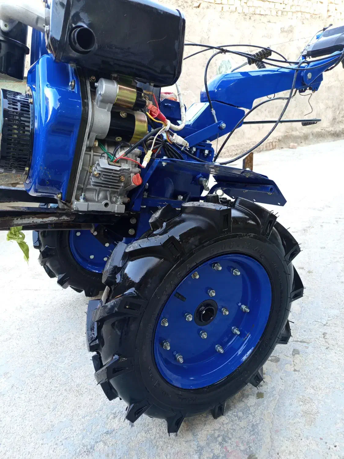 تیلر|خدمات باغبانی و درختکاری|نیشابور, فضل|دیوار