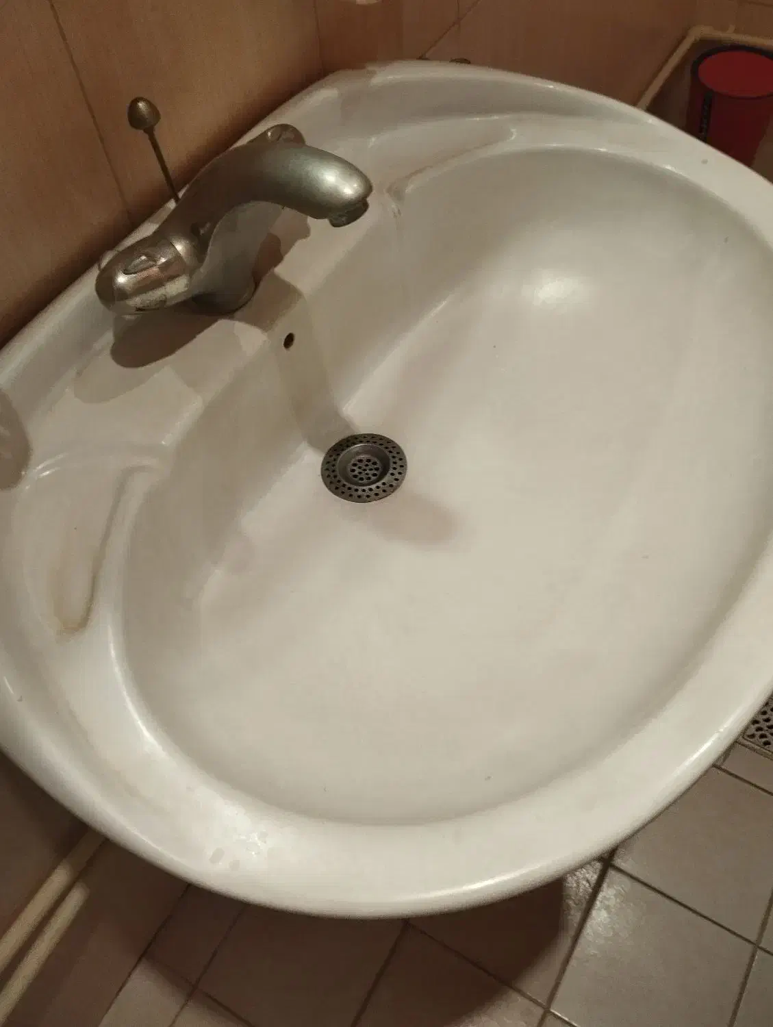 روشویی با شیر سالم|لوازم سرویس بهداشتی|تبریز, |دیوار