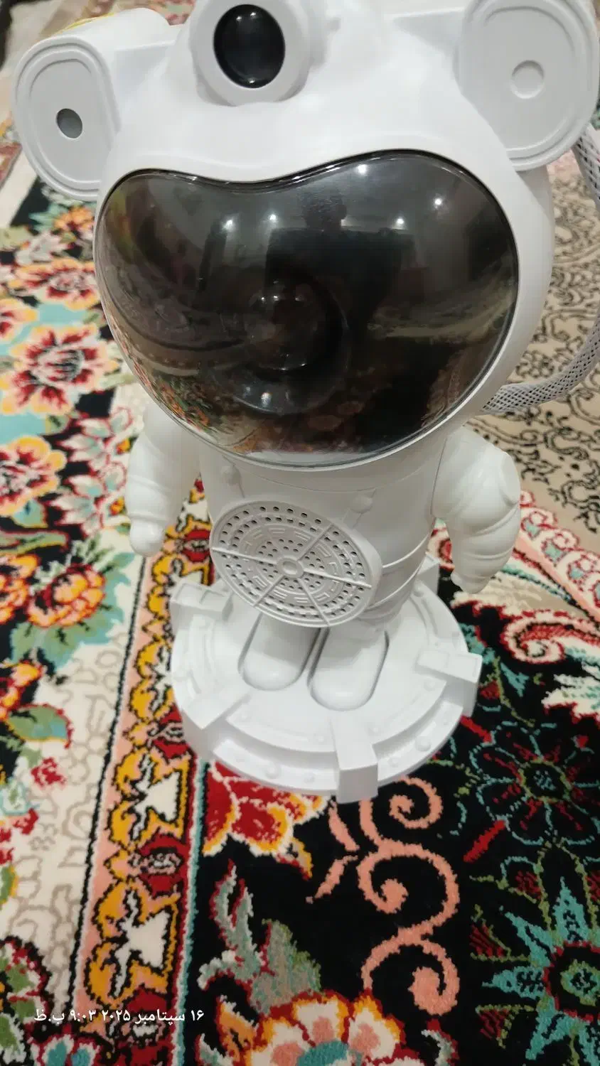 چراغ خواب کهکشانی طرح آدم فضایی|چراغ خواب و آباژور|الوند, |دیوار
