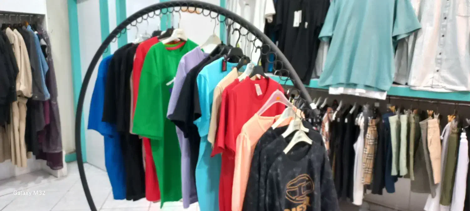 رگال هلالی|بندرخت و رخت‌آویز|کرج, فاز ۴ مهرشهر|دیوار