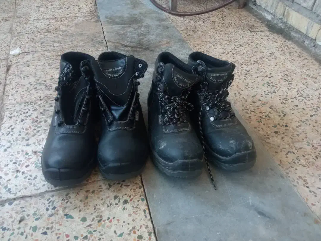 کفش ایمنی|کیف، کفش، کمربند|دزفول, |دیوار