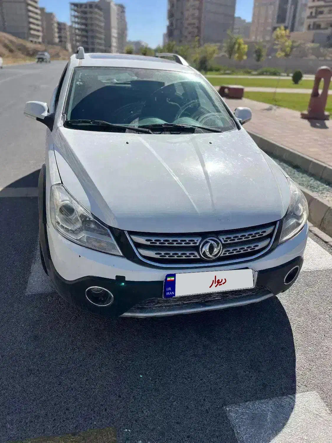 دانگ فنگ H30 کراس اتومات مدل 96 سفید|خودرو سواری و وانت|تبریز, |دیوار