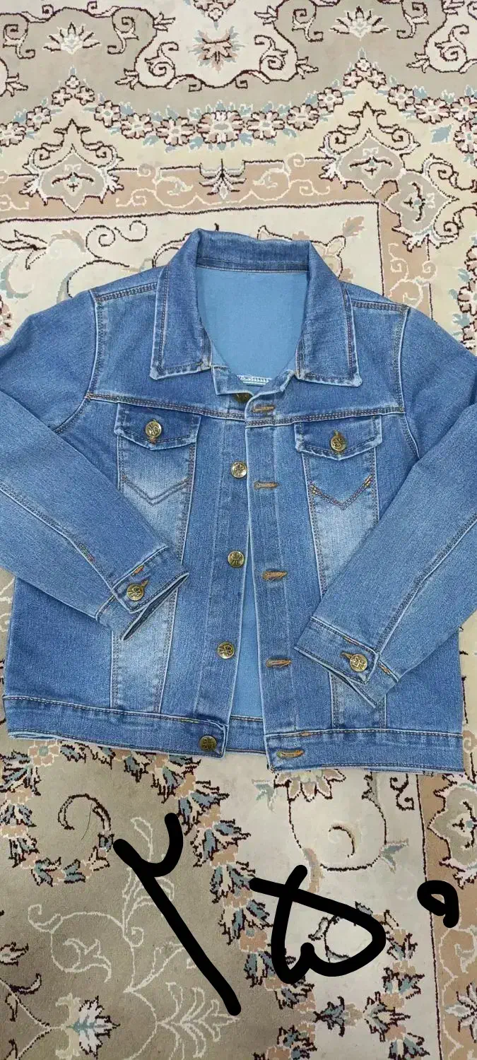 نیم بوت وانواع لباس های زنانه و دخترانه و پسرانه|لباس|نجفآباد, امیرآباد|دیوار