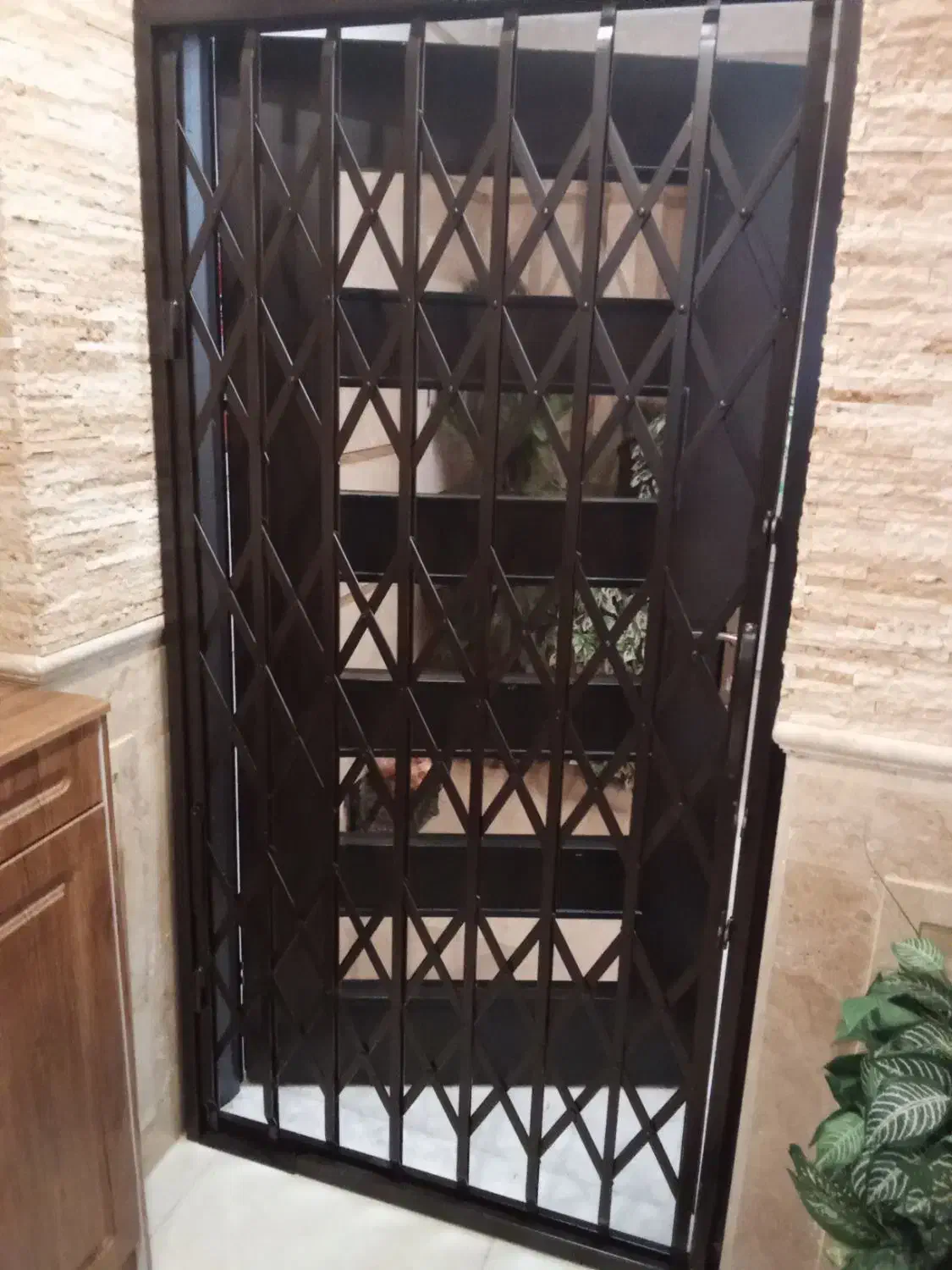 درب اکاردیونی وکرکره|مصالح و تجهیزات ساختمان|زنجان, |دیوار