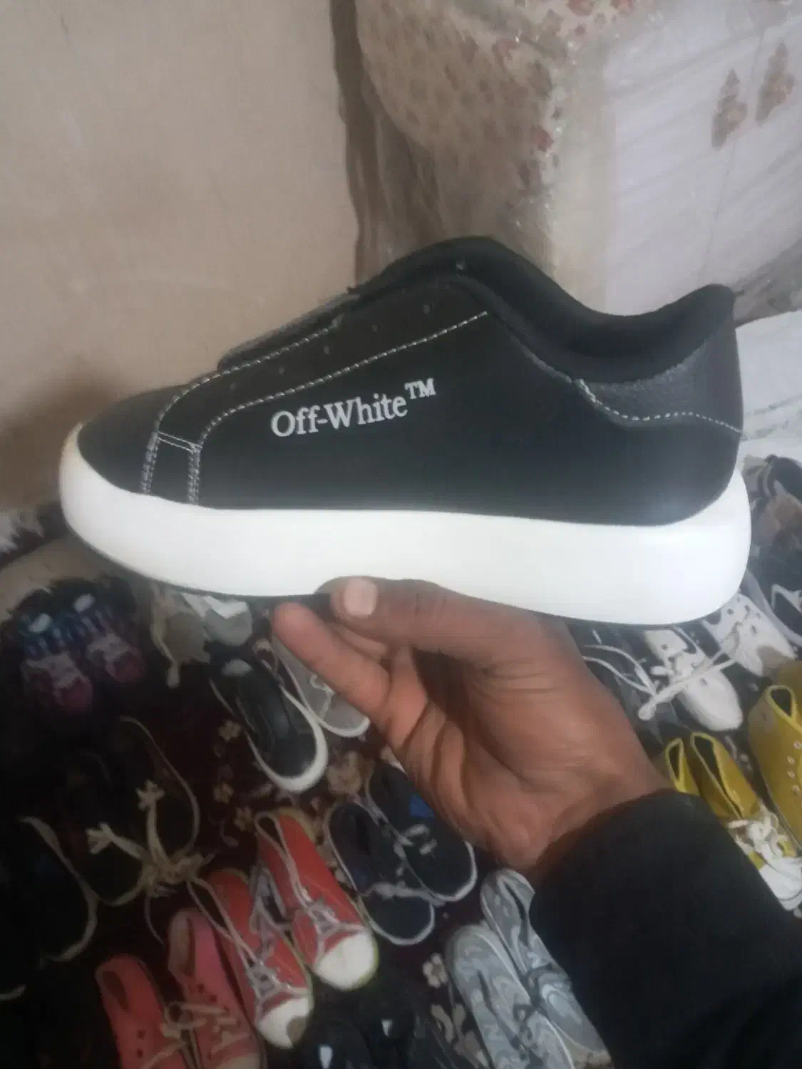 کفش فروش فوری زیر قیمت گذاشتم|کیف، کفش، کمربند|خرمآباد, |دیوار