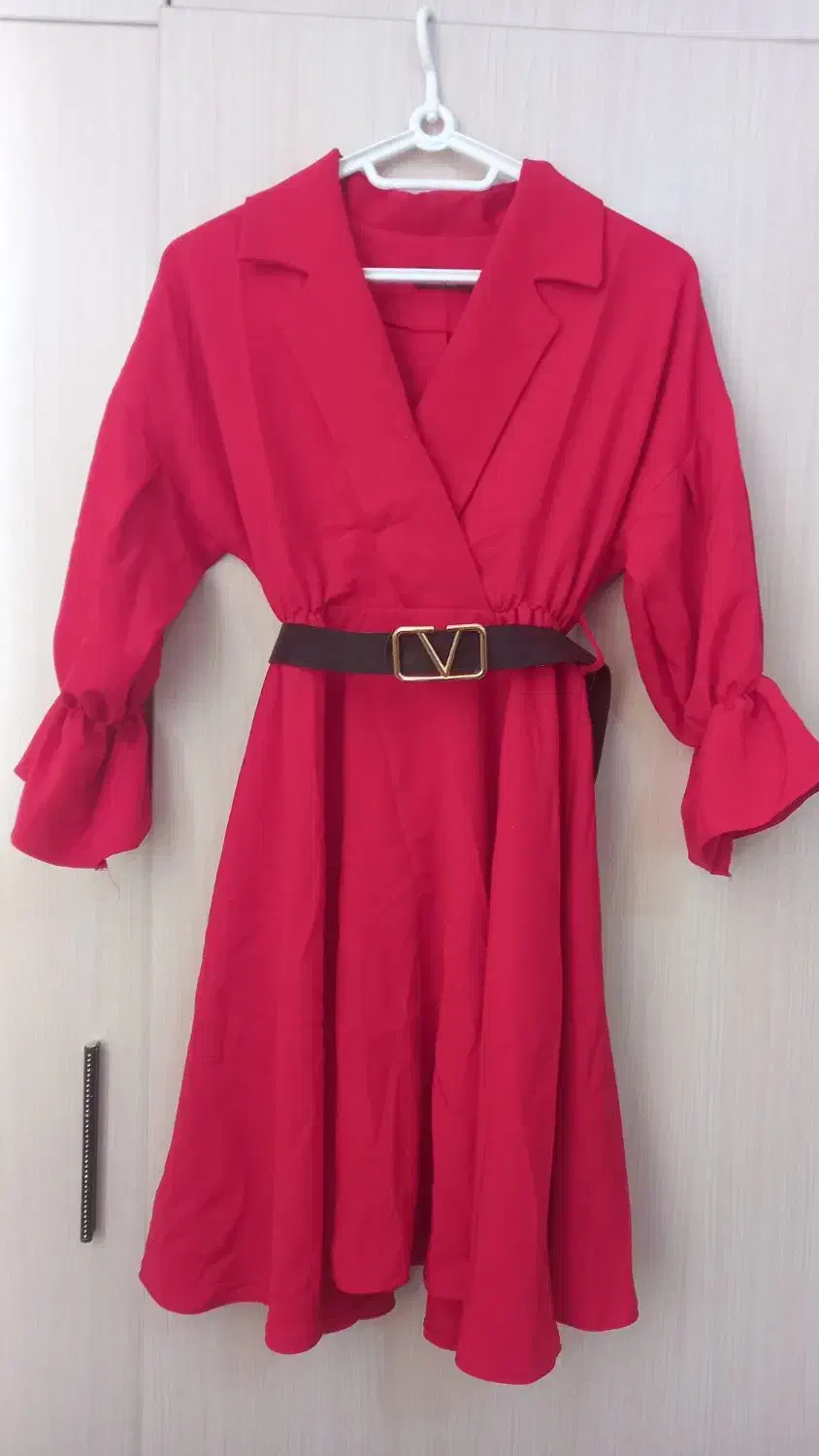 لباس مجلسی|لباس|بومهن, |دیوار