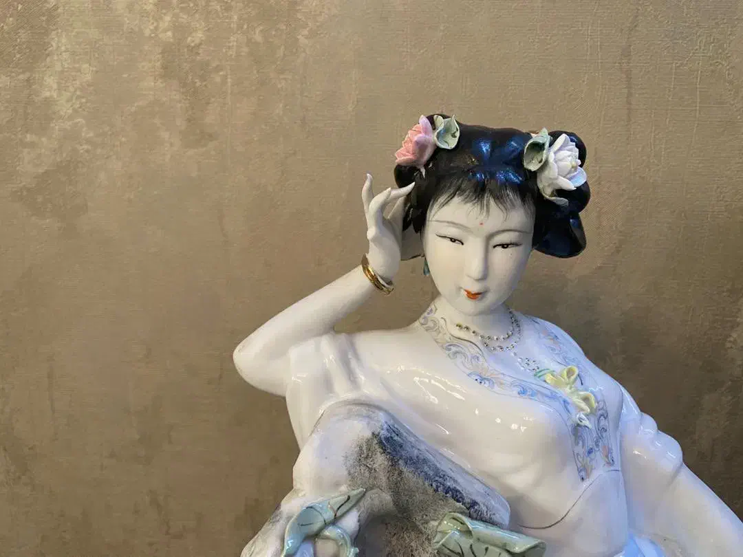 مجسمه وارداتی قدیمی|مجسمه، تندیس، ماکت|مشهد, بهشت|دیوار