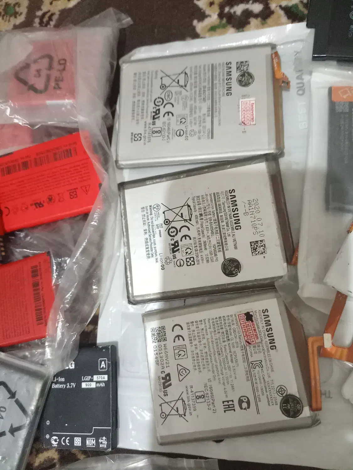 انواع باطری نو سالم کمیاب|لوازم جانبی موبایل و تبلت|شیراز, سعدیه جنوبی|دیوار