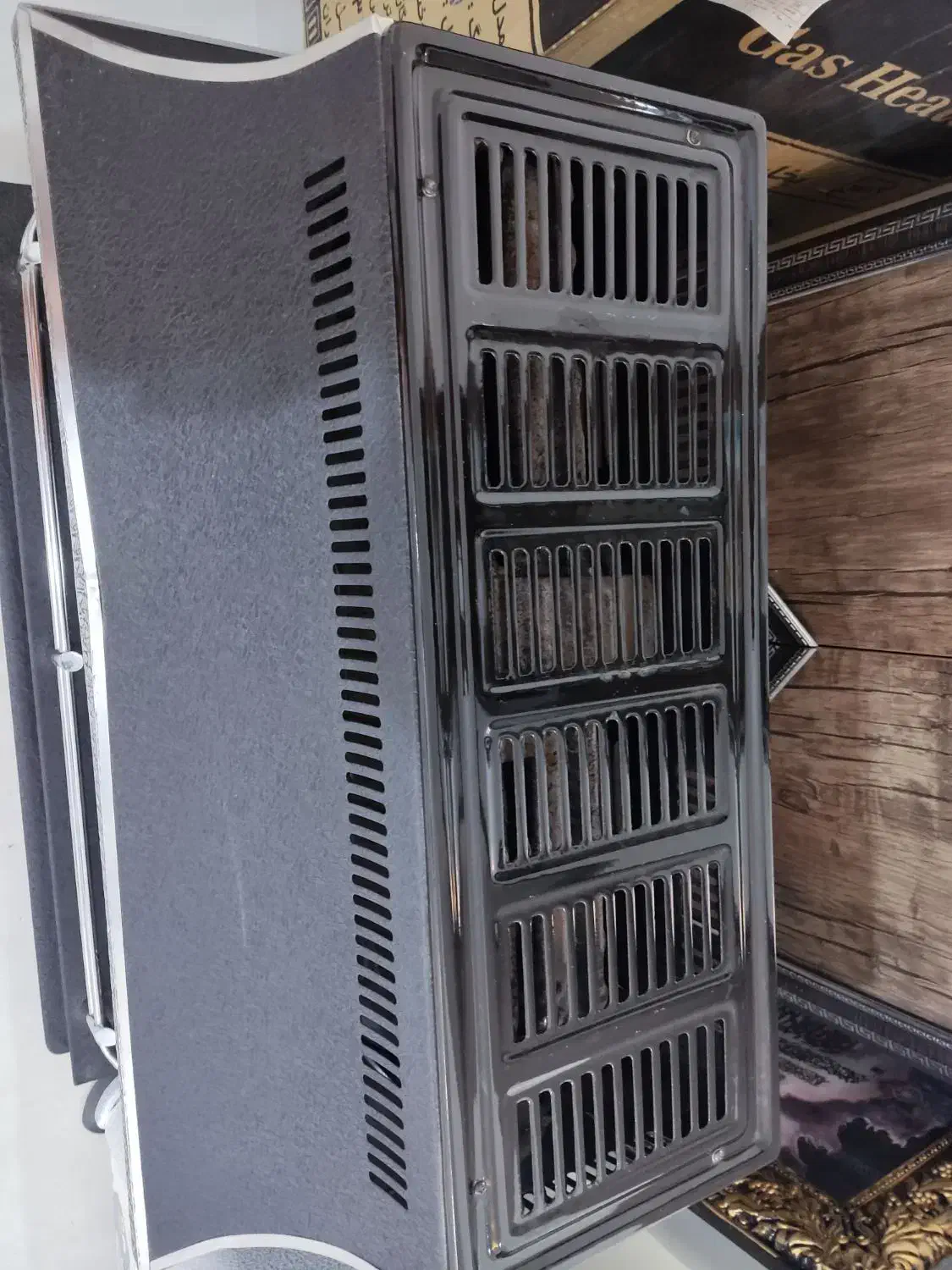 بخاری در حد نو تمیز و سالم|بخاری، هیتر، شومینه|شیراز, سرو|دیوار