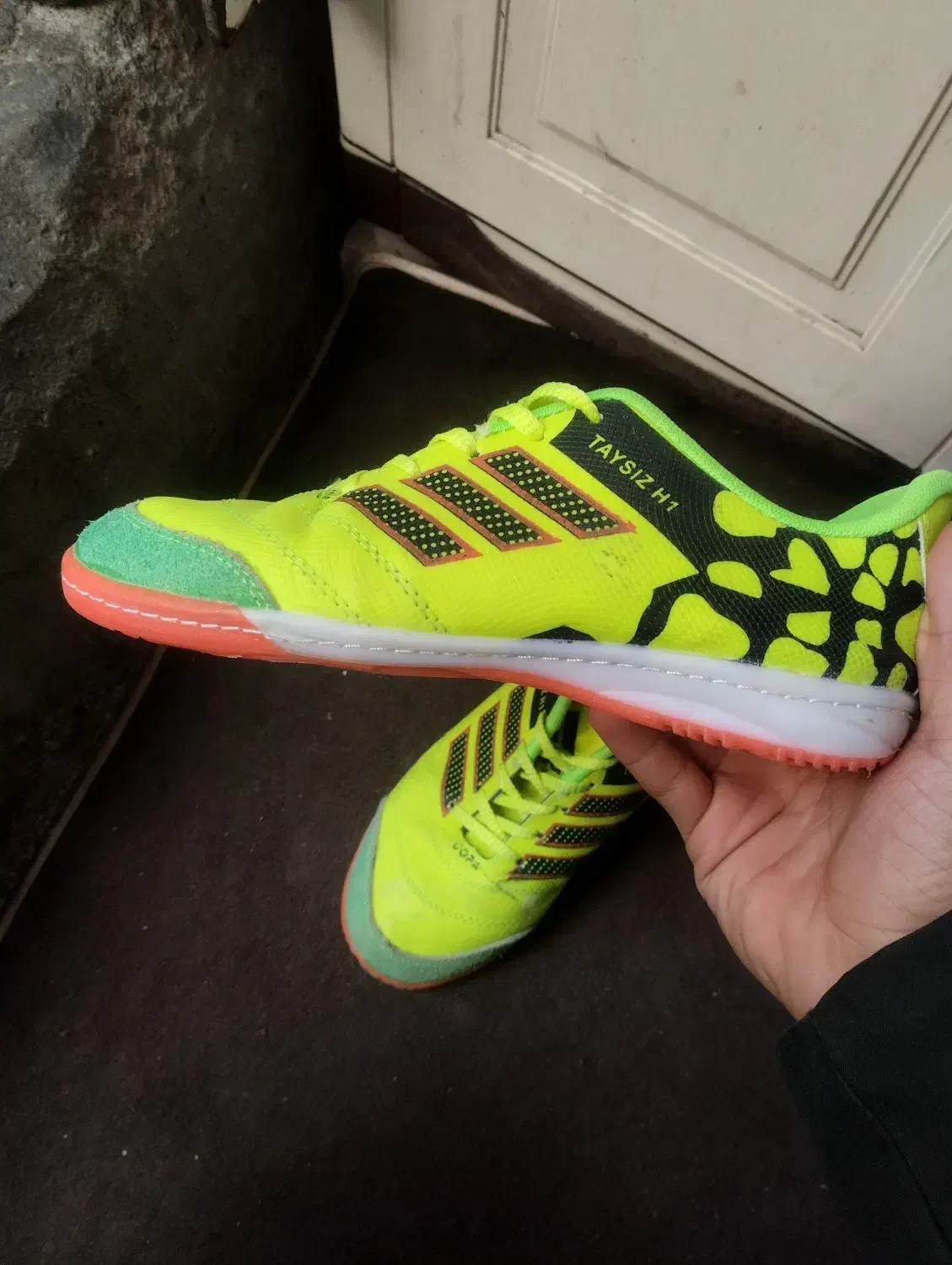 کفش سالنی تایسیز|کیف، کفش، کمربند|تبریز, |دیوار