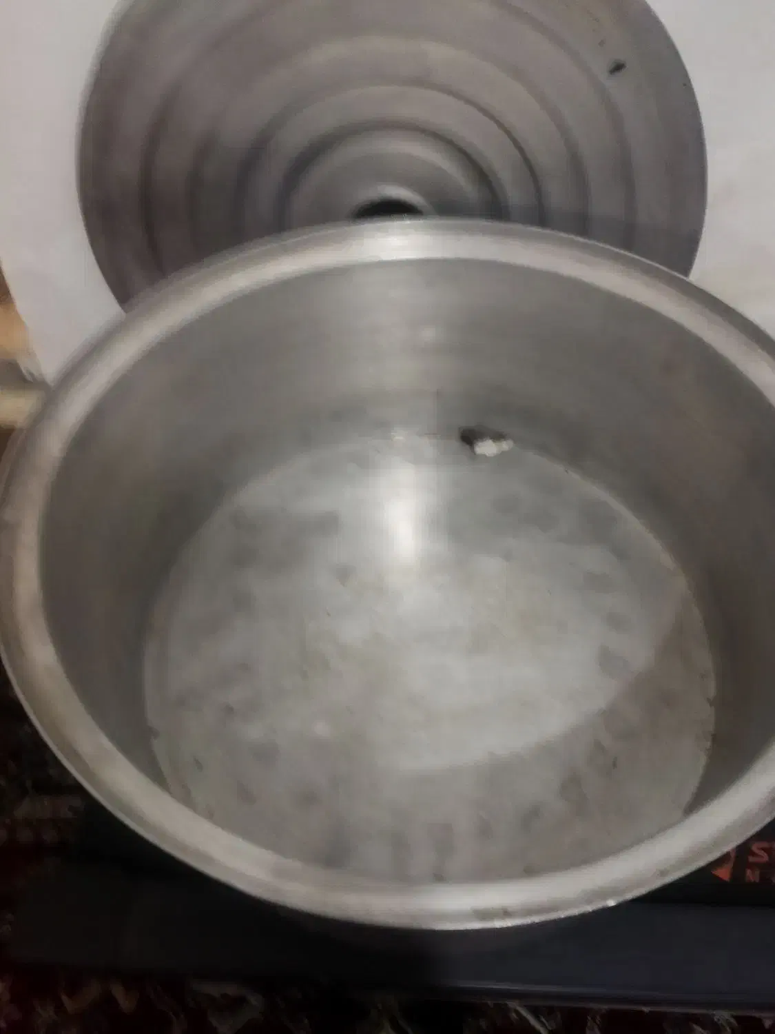 قابلمه بزرگ|ظروف پختوپز|اندیمشک, |دیوار